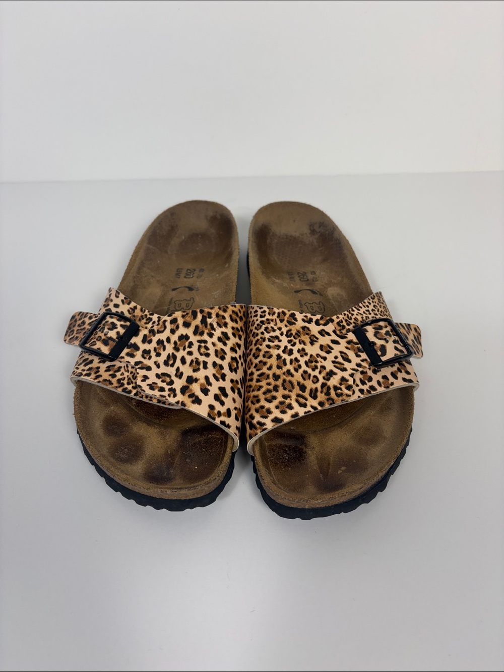 Birki's Birkenstock 40 Women's Size 9 Cheetah Print Single Strap Slide Sandals